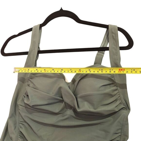 Mycoco Women's Twist Front Tankini Swimsuit Green Size 12 Standard - Picture 8 of 10
